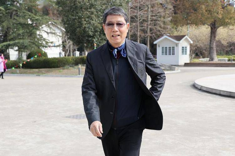 男生插女生下面视频